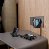 پاوربانک وایرلس پاورولوژی مدل PPBCHA80 ظرفیت 10000 میلیآمپرساعت