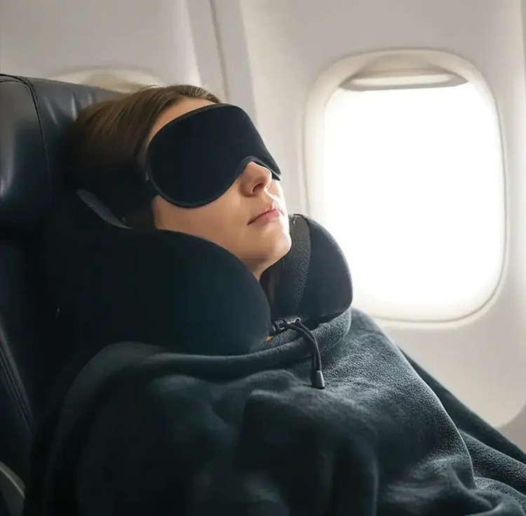 بالش گردن و پتو مسافرتی پرودو Travel Comfort Duo
